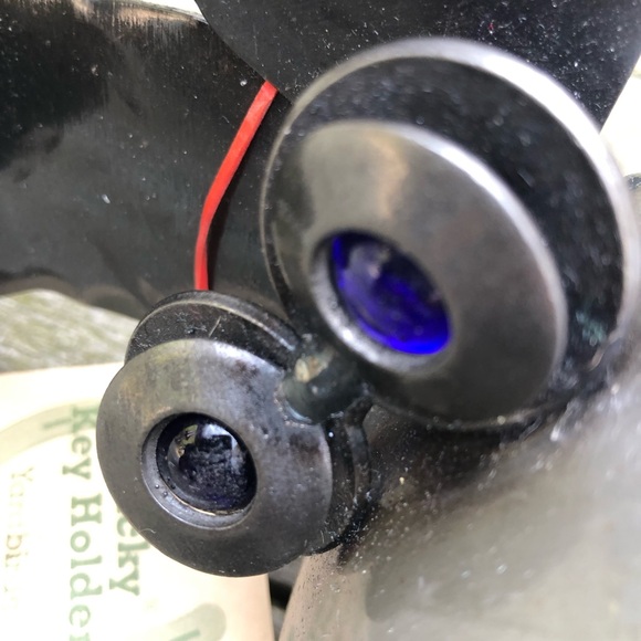 New NWT Original Yardbirds Lucky Happy Puppy Metal Dog Wall Art Key Leash Holder - Picture 6 of 13